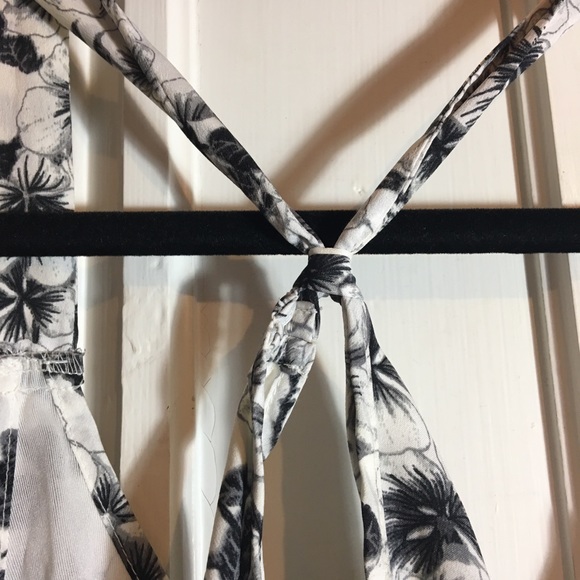 H&M Midi Length Black & White Floral Dress - Picture 3 of 4